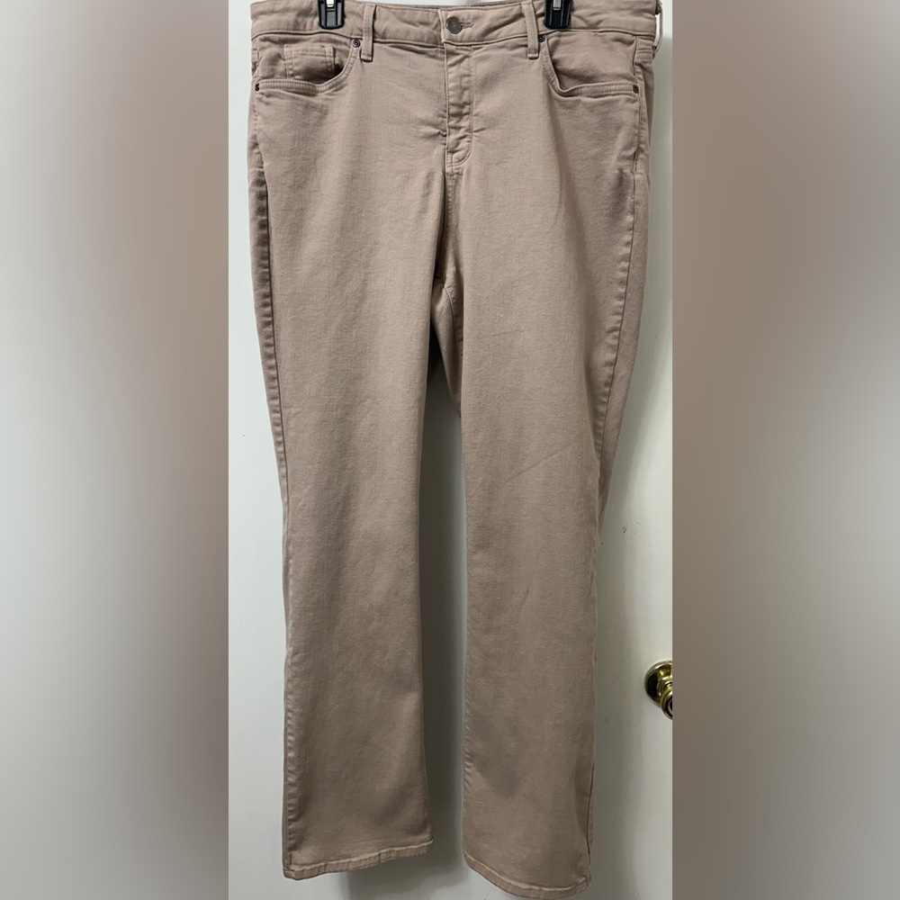 Chico's Tan Straight Leg Pants
Like new